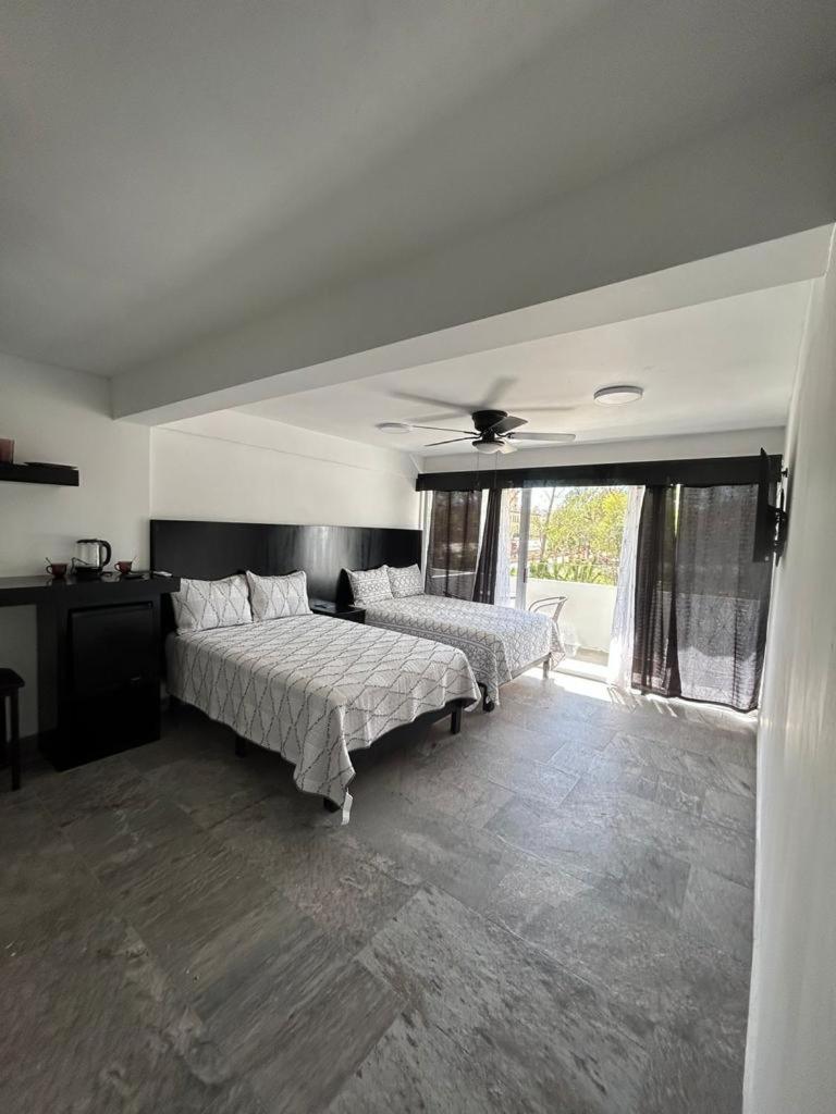 Hotel And Suites Cananea Екстер'єр фото